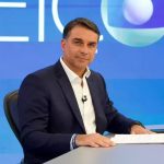 Flávio Bolsonaro admite cargo para Jair Bolsonaro e descarta Eduardo como chanceler