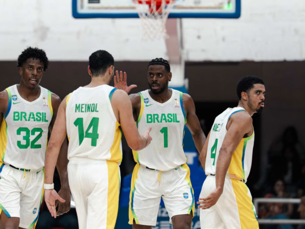 Basquete: Brasil estreia nas Eliminatórias do Mundial com vitória sobre o Chile