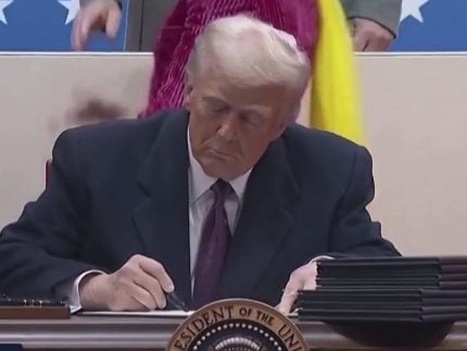 Trump anuncia nova tarifa de 10% para países alinhados ao BRICS