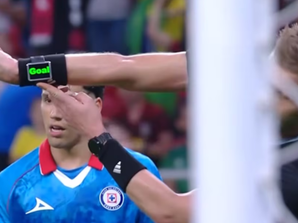 Quando o gol não valeu… mas hoje valeria:  relembre lances que a tecnologia mudaria no futebol