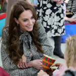 Kate Middleton chama atenção ao repetir vestido de R$ 650 em visita a hospital