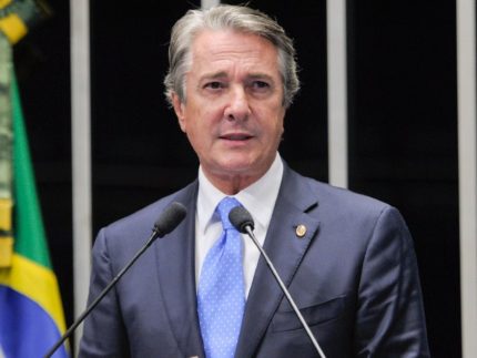 Defesa de Collor afirma que ex-presidente irá se apresentar para cumprir decisão