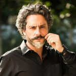 Além de Nazaré, Comendador José Alfredo também dará as caras na novela “Três Graças”
