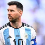 Sem explicar critérios, IFFHS elege Messi o maior da história e  coloca Pelé em segundo