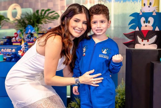 Ingra Soares desabafa sobre ficar longe do filho após divórcio com Zé Vaqueiro