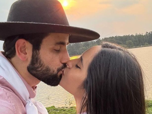 O amor venceu! Isabelle e Matteus postam fotos juntos após suposta crise de ciúmes