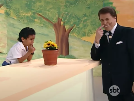 Luis Sales e Silvio Santos em participação do programa "Topa Tudo Por Dinheiro"no ano 2000 (Reprodução)