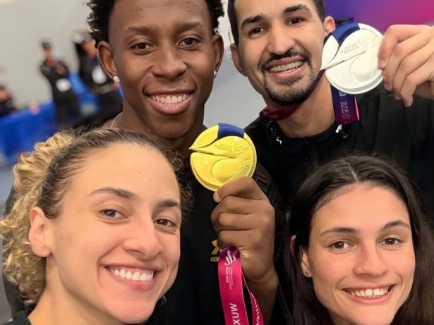 Brasil conquista tri mundial no taekwondo e derrota Coreia do Sul na final por equipes