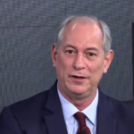 Ciro Gomes se desfilia do PDT