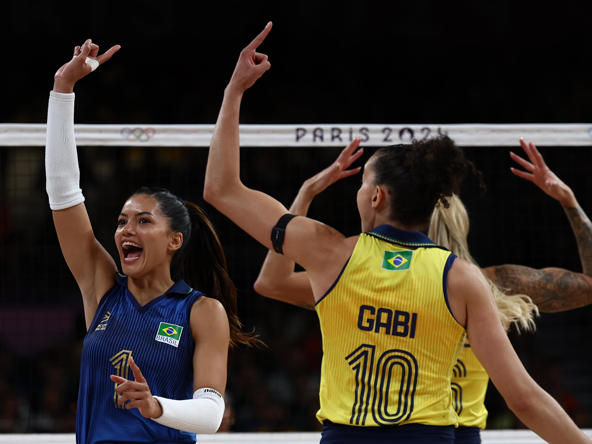 Brasil venceu a República Dominicana por 3 a 0 nas quartas de final do vôlei feminino em Paris-2024 (Luiza Moraes/COB)