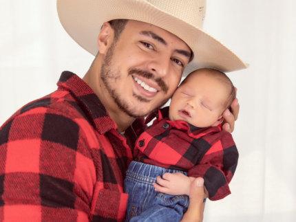 Pai solo, humorista Jacques Vanier celebra seu primeiro Dia dos Pais: “Meu filho é prioridade”