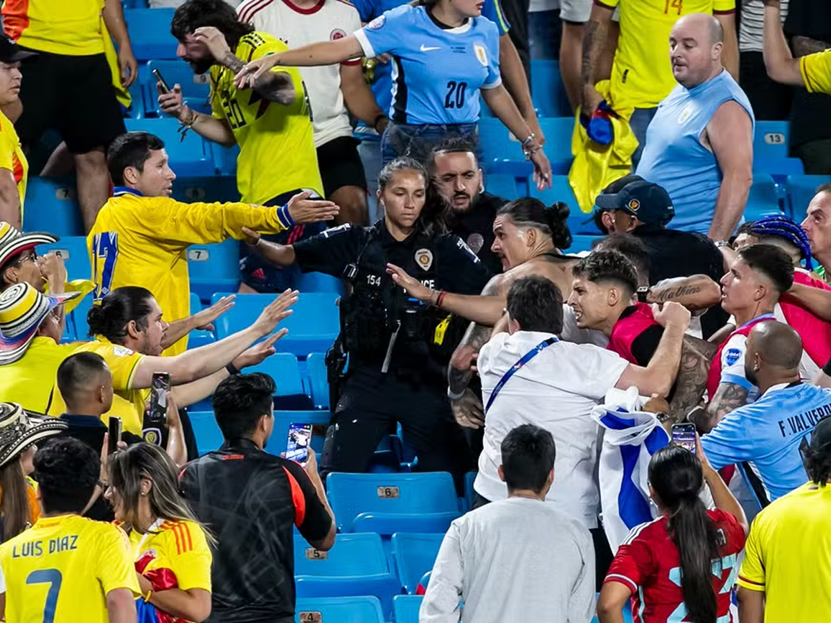 Uruguai e Colômbia, pela semifinal da Copa América, terminou em pancadaria generalizada (Reprodução)