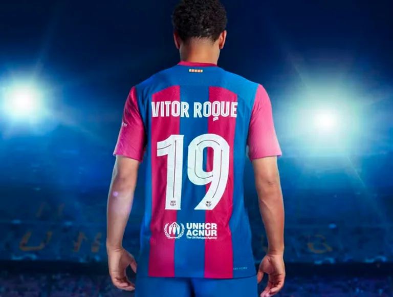 Aguardando apresentação, Vitor Roque vai usar número de Messi no Barcelona