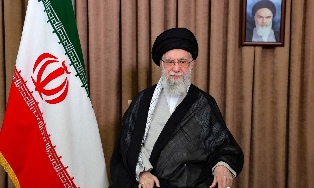 Ali Khamenei teria sido morto em bombardeio dos EUA no Irã / Reprodução 