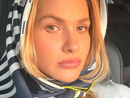 Alerta de tendência! Andressa Suita aposta em lenços e antecipa moda do verão