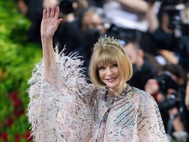 Anna Wintour deixa cargo de editora-chefe da Vogue após quase 40 anos