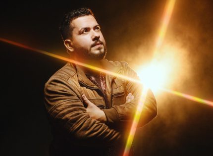 Conheça os 14 cantores da 2ª temporada de "Estrela da Casa", reality musical da Globo 7 Janício, participante do "Estrela da Casa"