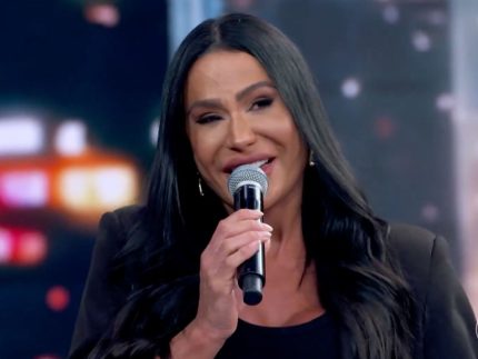 Gracyanne Barbosa é assaltada e tem carro levado por criminosos no Rio