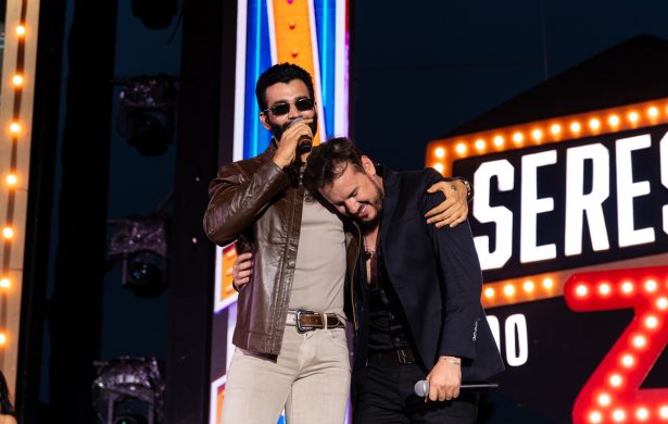 Zé Elias se emociona ao lado de Gusttavo Lima na gravação do “Serestão do Zé”