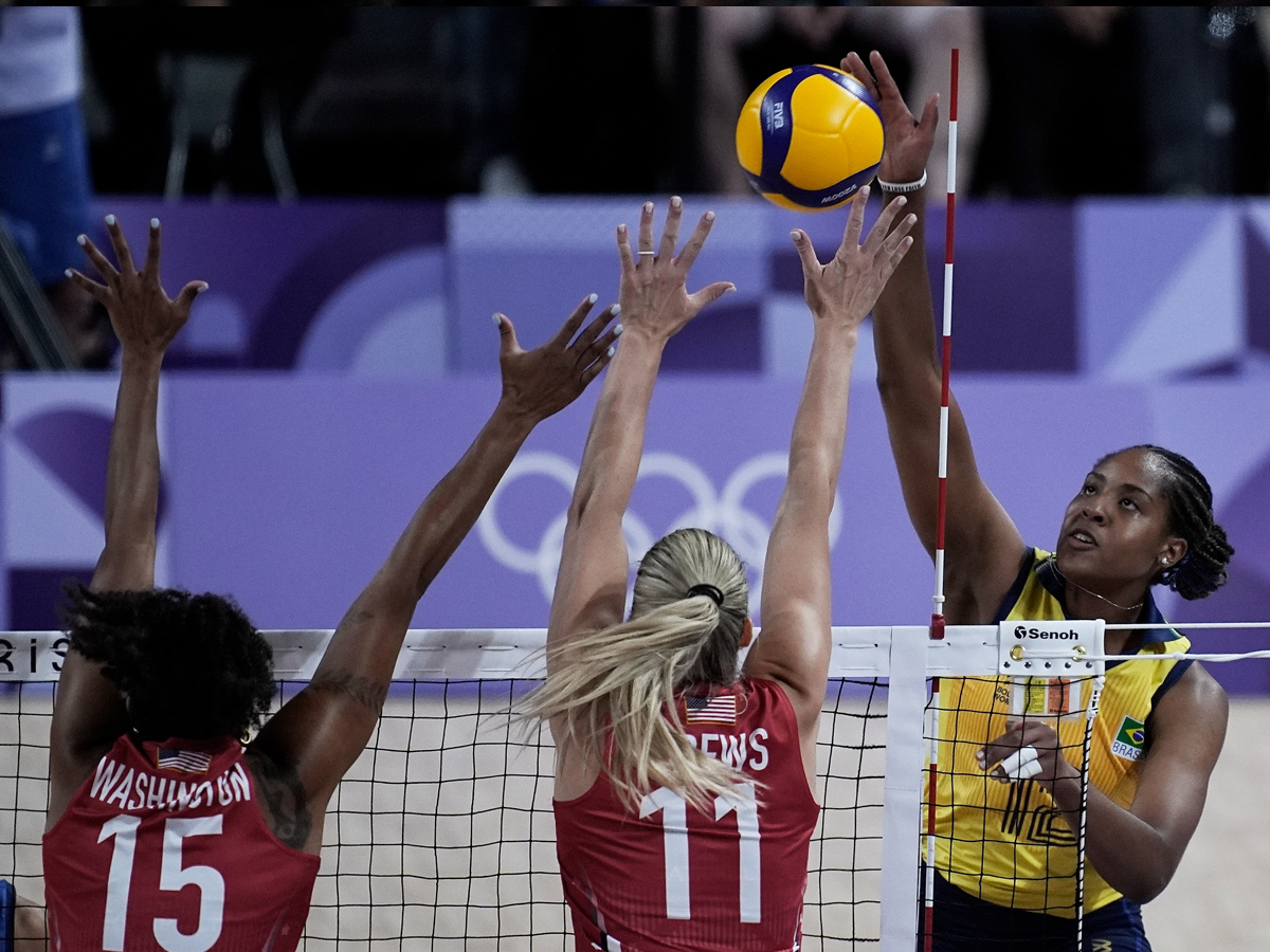 Brasil enfrentou os EUA pela semifinal do vôlei feminino, nas Olimpíadas de Paris (Alexandre Loureiro/COB)