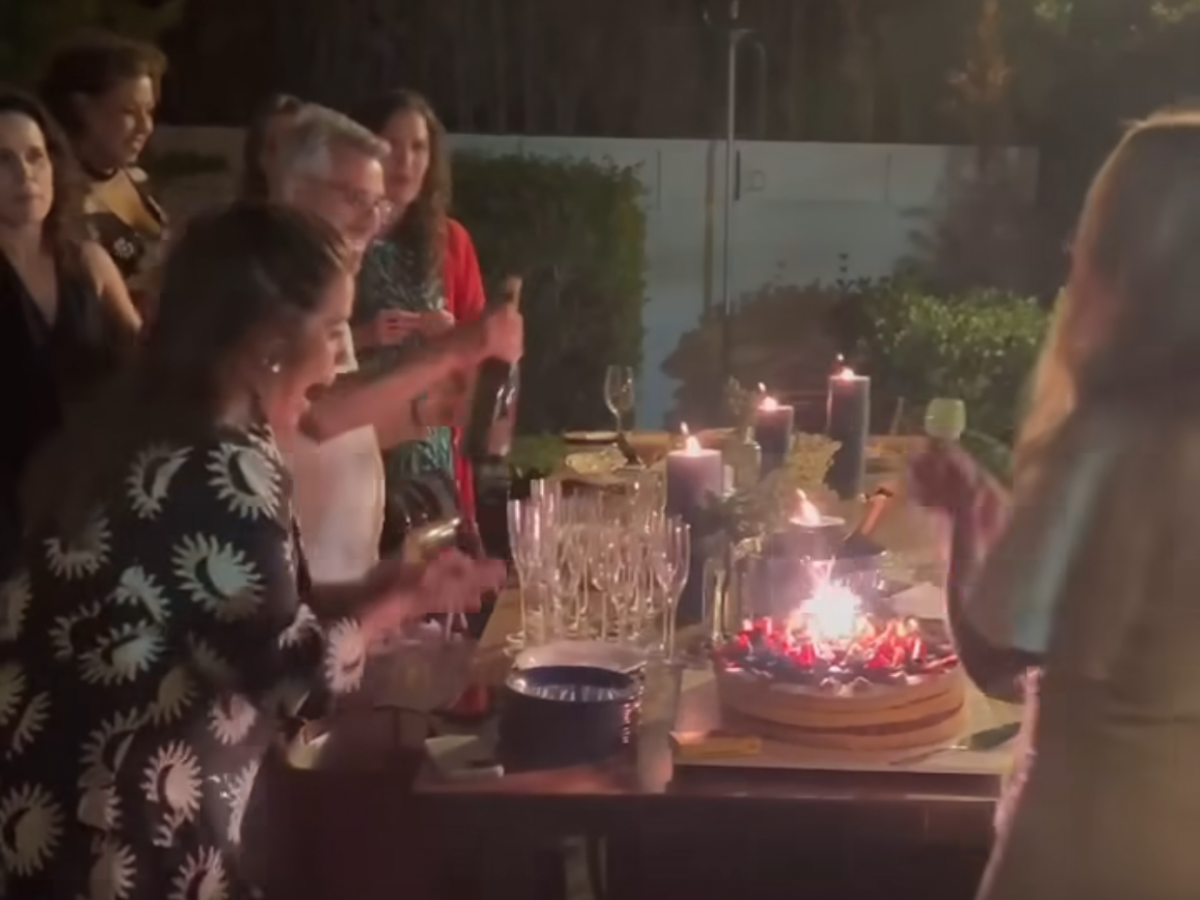 Tati Machado com, Rita Batista e Bela Gil na casa da Eliana.