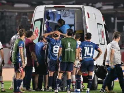 Jogador que desmaiou durante jogo do São Paulo está na UTI e causa do mal é revelada