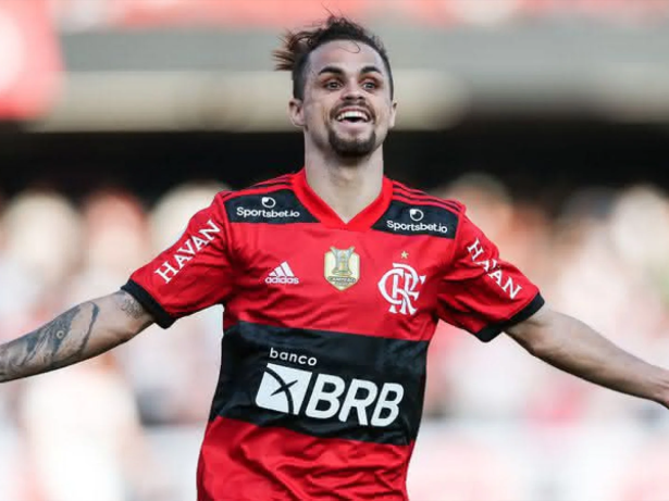 Michael rompe contrato com Flamengo e fica livre no mercado