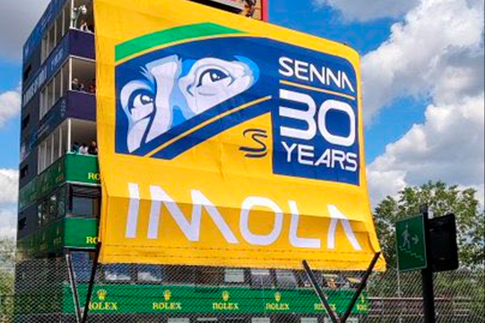 Senna vem sendo homenageado na Itália desde 21 de março, data do seu aniversário. Foto: Reprodução