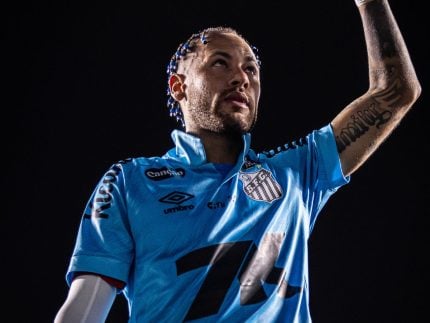 Neymar critica gramado sintético do Allianz Parque: “Me incomoda jogar no society”