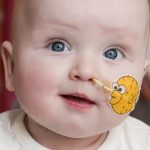 Tratamento inédito “reescreve” DNA de bebê e o cura de doença genética rara