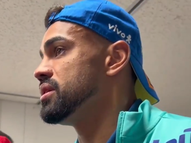 Fabrício Bruno se emociona e pede compreensão após erros decisivos contra Japão