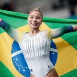 Flávia Saraiva brilha na trave e lidera o Brasil nas finais do Mundial de Ginástica
