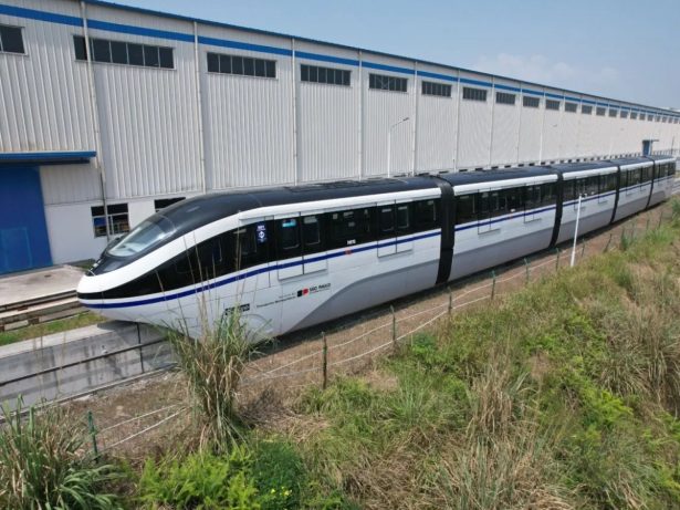 BYD celebra entrada no setor ferroviário com avanço do monotrilho em São Paulo