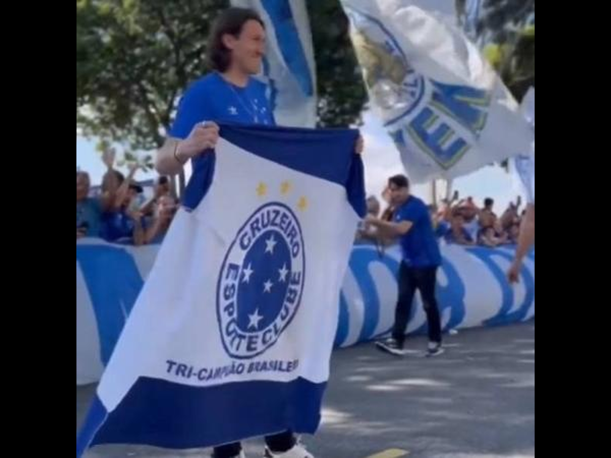 Cássio é apresentado no Cruzeiro. Foto: Reprodução