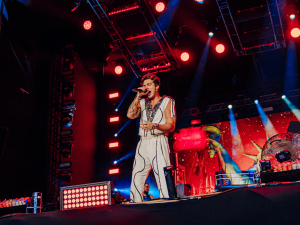 Luan Santana prestou homenagem ao Rio Grande do Sul durante Luan City Festival no Rio. Foto: Divulgação