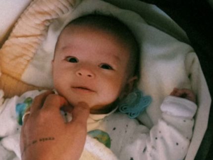 Yudi Tamashiro se derrete com Davi e mostra momento “pai e filho”