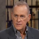 Dave Coulier, de “Três é Demais”, celebra remissão do câncer