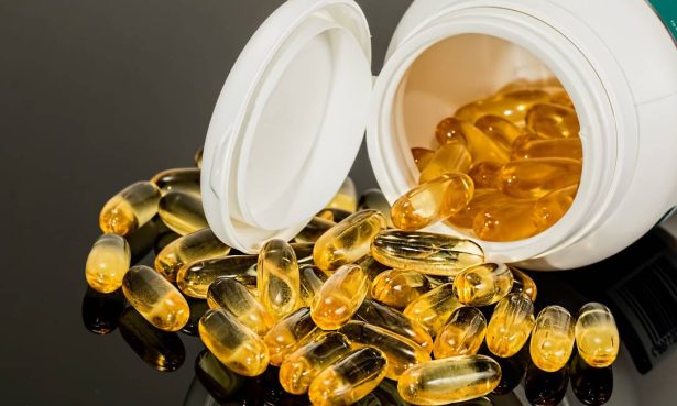 Conhecida como “ouro da juventude”, vitamina ajuda a retardar o envelhecimento, diz estudo