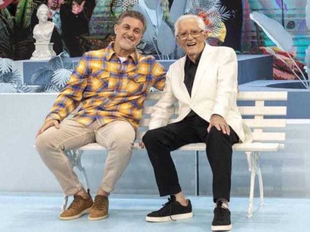 Carlos Alberto de Nóbrega no Domingão supera Fantástico, e Band cresce 200% com F1