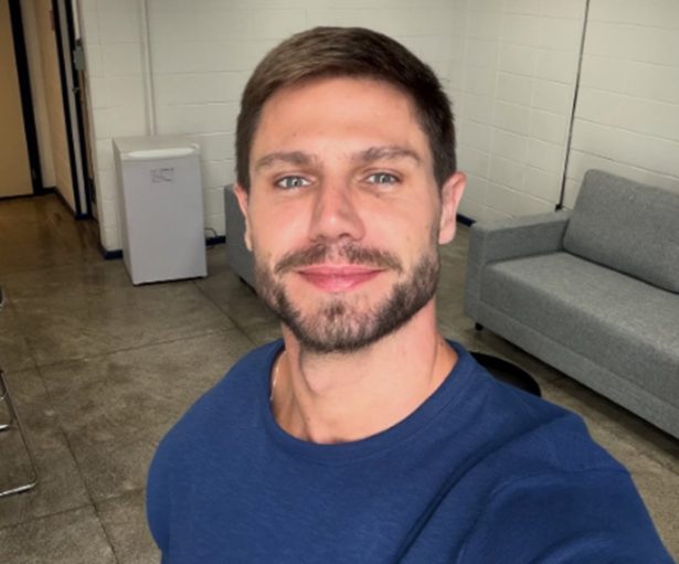 Jonas reage à vitória de Ana Paula no “BBB26” e aborda relacionamentos do reality