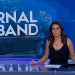 Adriana Araújo se recupera de mal-estar e volta ao Jornal da Band