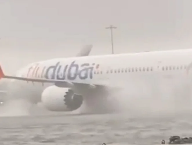 Chuvas torrenciais inundam e destróem Aeroporto luxuoso de Dubai. Veja!
