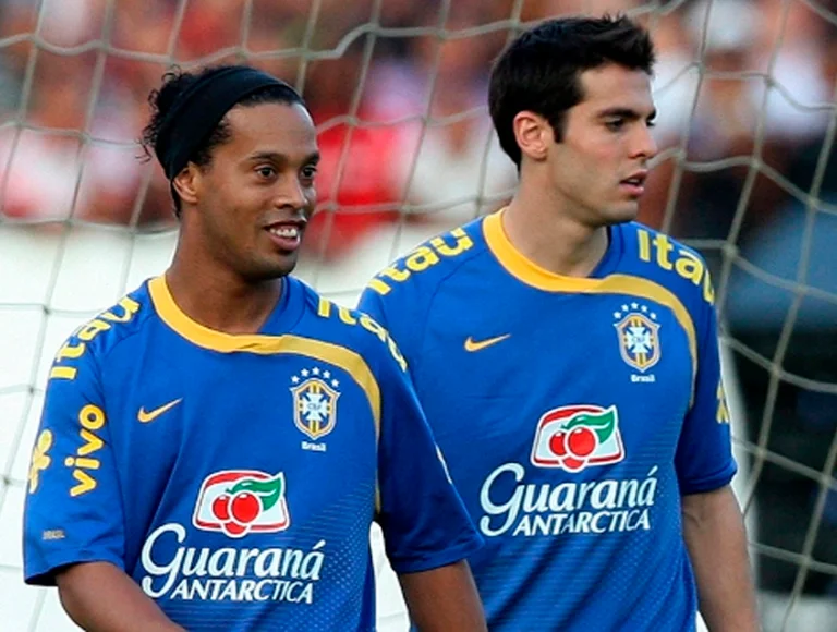 Copa do Mundo de veteranos reunirá craques, com Ronaldinho e Kaká pelo Brasil