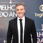 Luciano Huck pede “Melhores do Ano” ao vivo para evitar vazamentos de resultado