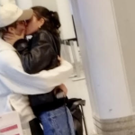 Bruna Marquezine e João Guilherme são flagrados aos beijos em aeroporto
