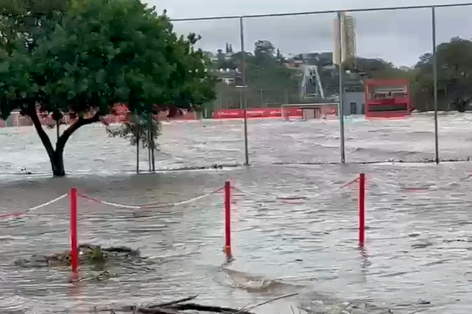 CT do Internacional alagou por conta de chuvas em Porto Alegre (RS). Foto: Reprodução