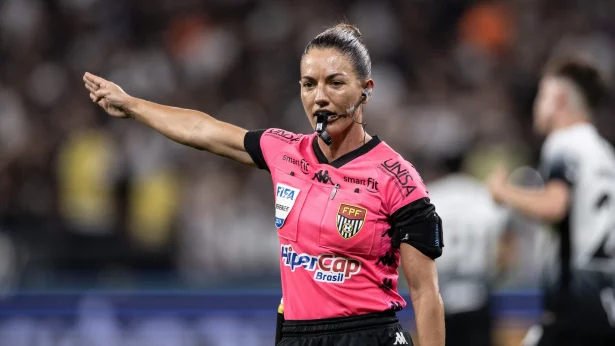 Árbitra ofendida por jogador do Bragantino apitará o “Choque-Rei” nas semifinais do Paulistão