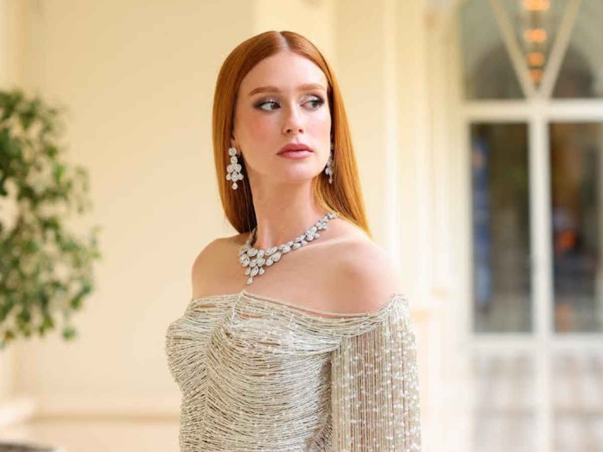 Marina Ruy Barbosa aparece com vestido repleto de brilhantes no amfAR (BrazilNews)