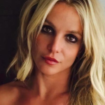 Britney fala de cura e lamenta falta de bons conselhos no passado