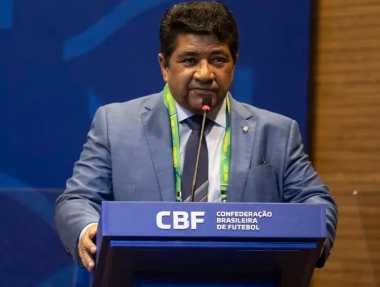 De volta, presidente da CBF quer técnico definitivo e Fernando Diniz ganha concorrência